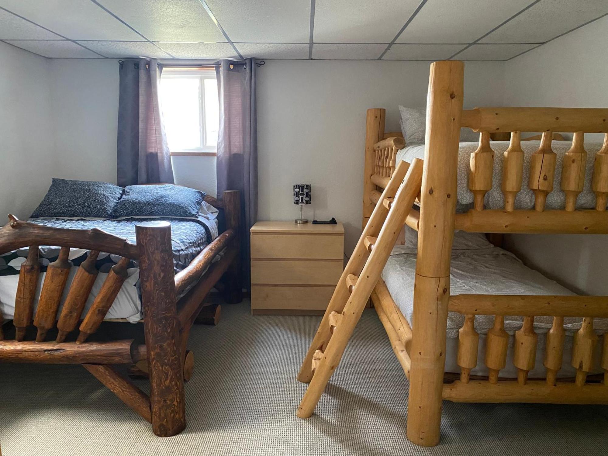 316 Patricia Street Accommodation Jasper Eksteriør billede
